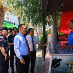 Vali Akbıyık’tan Marmaris’te Esnaf Ziyareti